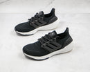 Ultraboost  21 Black White