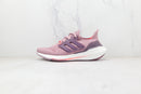UltraBoost 22 Magic Mauve