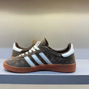 Handball Spezial Earth Strata Brown (Pronta Entrega)