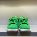 Dunk Low SB "St Patrick's Day" (Pronta Entrega)