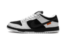 SB Dunk Low TIGHTBOOTH