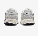 Zoom Vomero 5 Photon Dust Metallic Silver