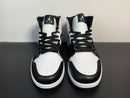 1 Mid White Shadow
