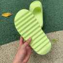 Slide Glow Green