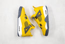 4 Retro Lightning