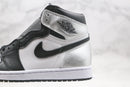 1 Retro High Silver Toe