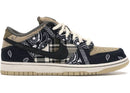 SB Dunk Low Travis Scott