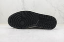 1 Retro High Washed Black