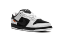 SB Dunk Low TIGHTBOOTH