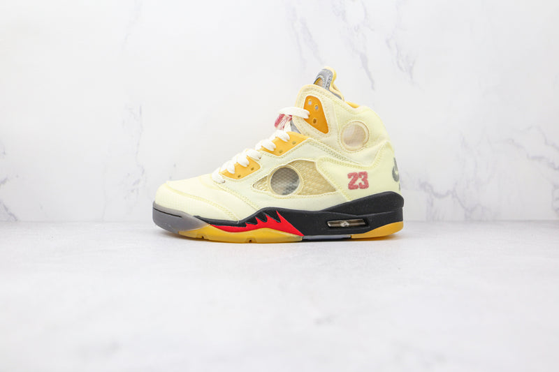 5 Retro Off-White Sail