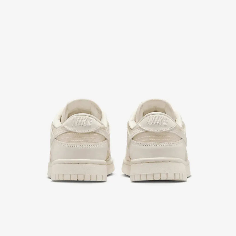 Dunk Low Lace Soft Pearl