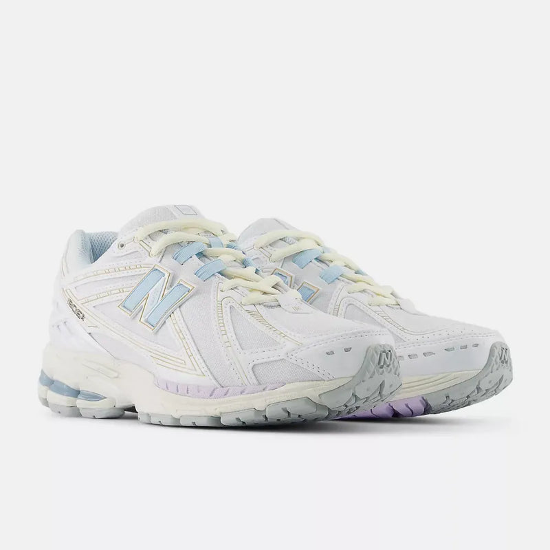 Maxey x Balance 1906R White Bright Sky Sea Salt