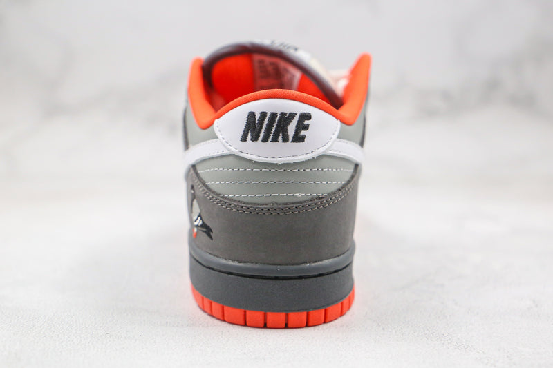 SB Dunk Low Staple NYC Pigeon