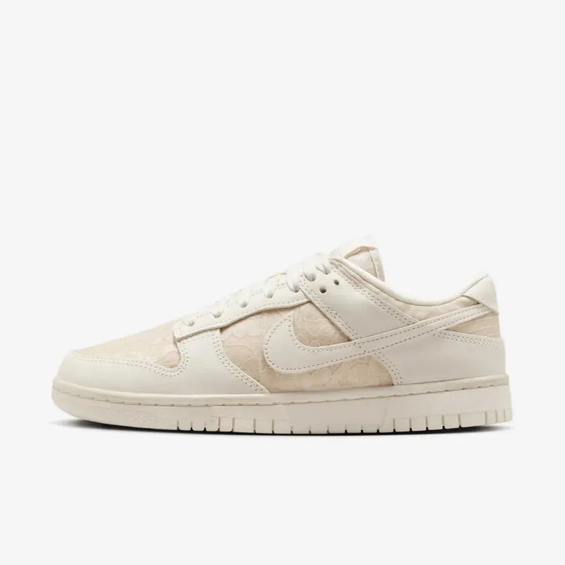 Dunk Low Lace Soft Pearl