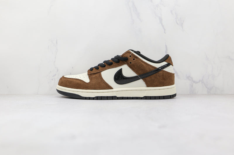 SB Dunk Low White Black Trail End Brown