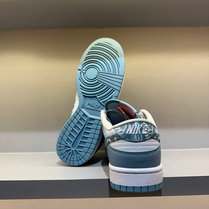 Dunk Low Essential Paisley Pack Worn (Pronta Entrega)