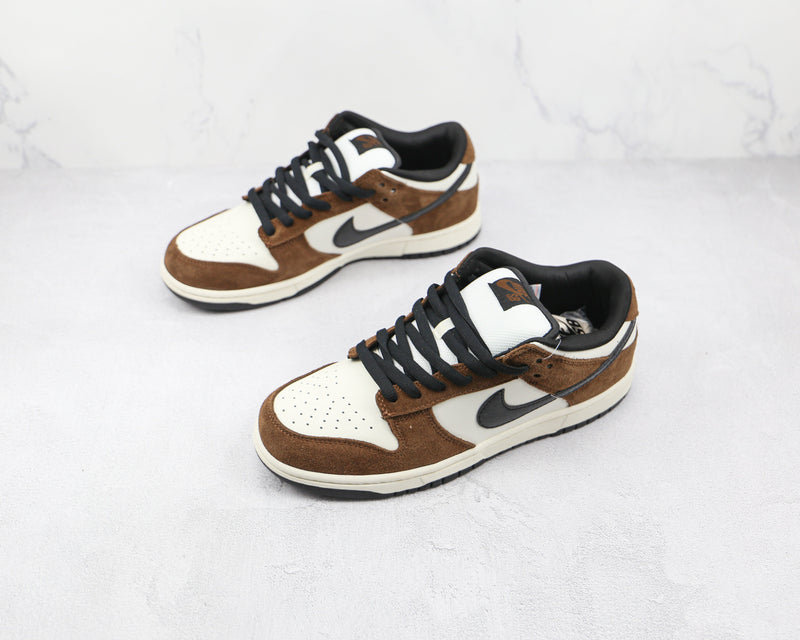 SB Dunk Low White Black Trail End Brown