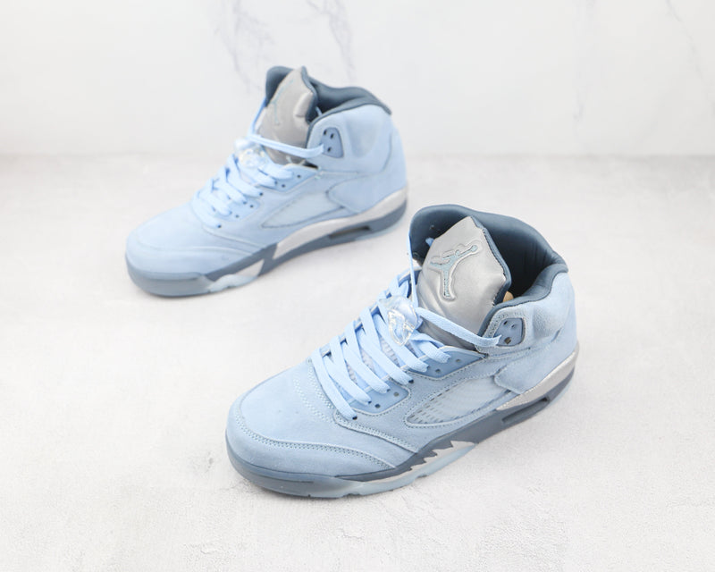 5 Retro Bluebird