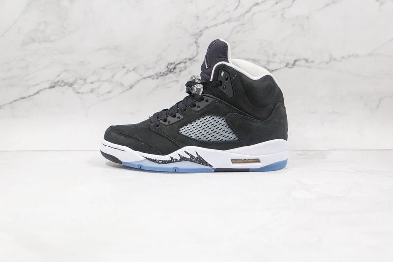 5 Retro Moonlight