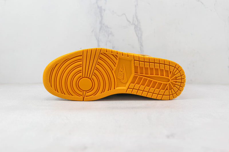 1 Retro High Taxi Yellow Toe