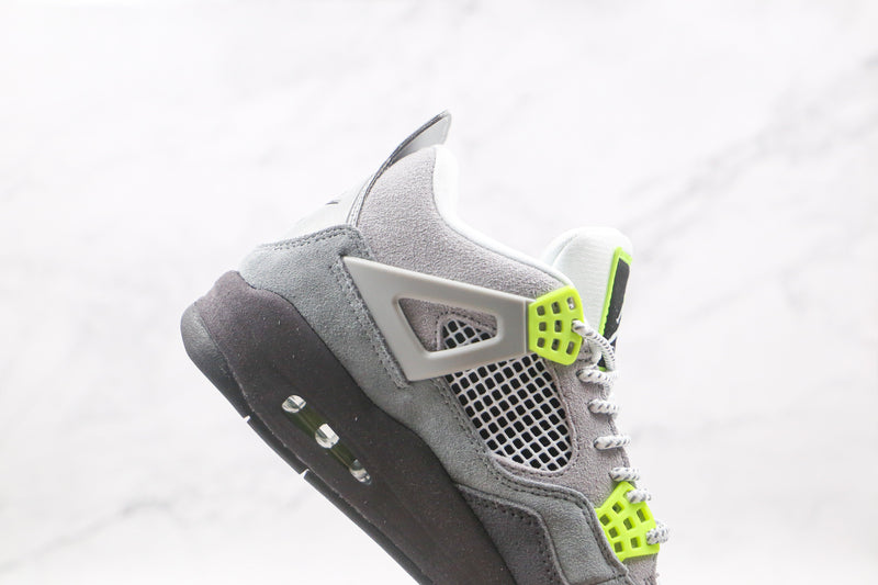 4 Retro SE 95 Neon
