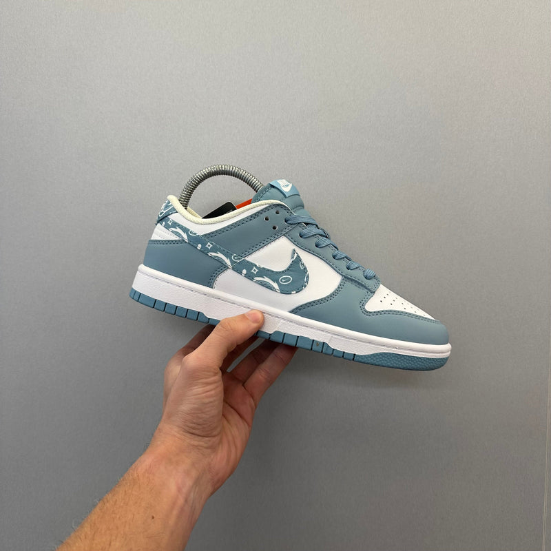 Dunk Low Essential Paisley Pack Worn (Pronta Entrega)