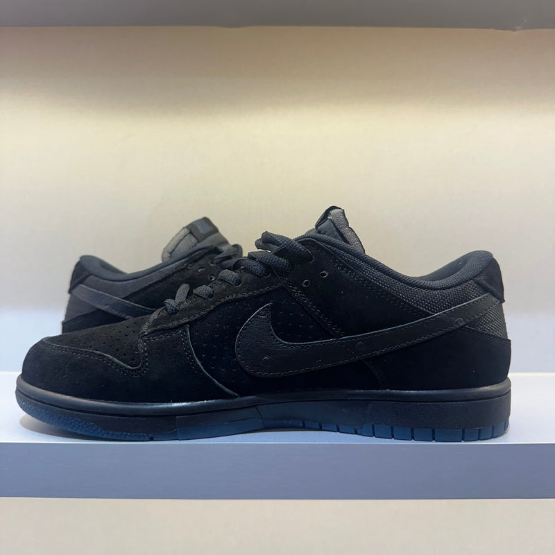 Dunk Low SP Undefeated 5 On It Black (Pronta Entrega)