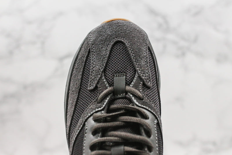 Boost 700 Utility black