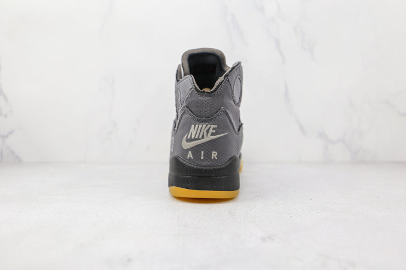 5 Retro Off-White Black