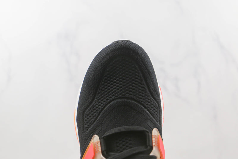 Ultraboost 22 Black Turbo Flash Orange