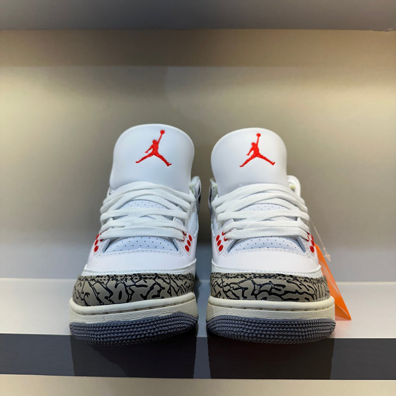 3 Retro White Cement Reimagined (Pronta Entrega)