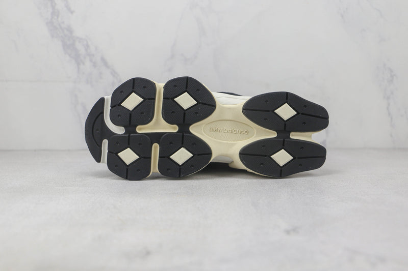 Balance 9060 Black White