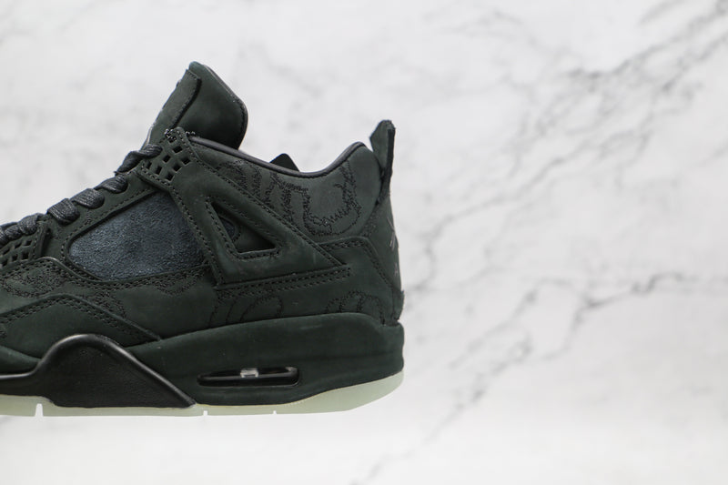 4 Retro Kaws Black