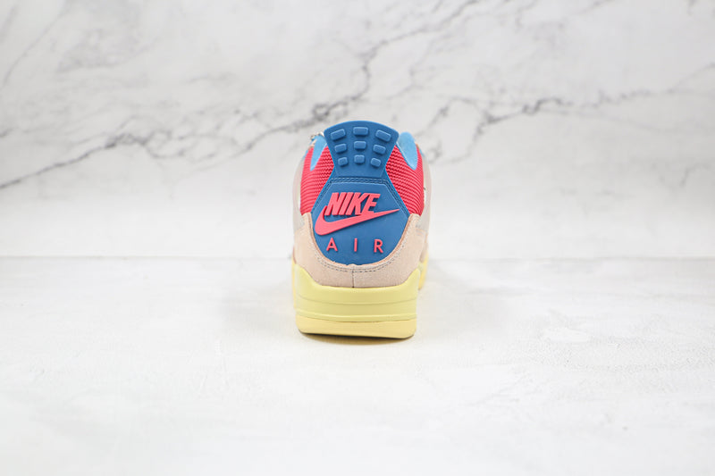 4 Retro Union Guava Ice
