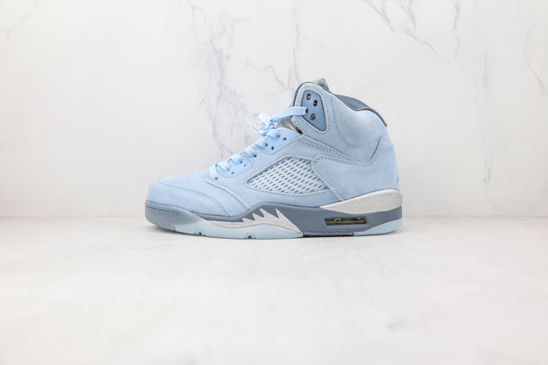5 Retro Bluebird