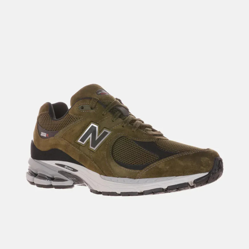 Balance 2002R Woodland Black Cement