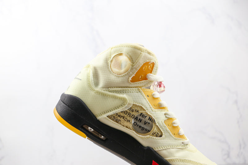 5 Retro Off-White Sail