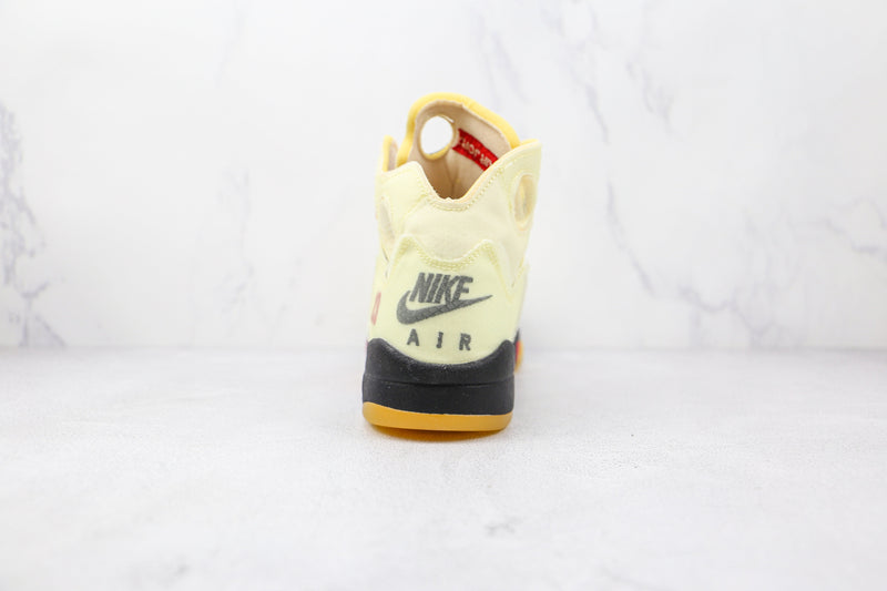 5 Retro Off-White Sail