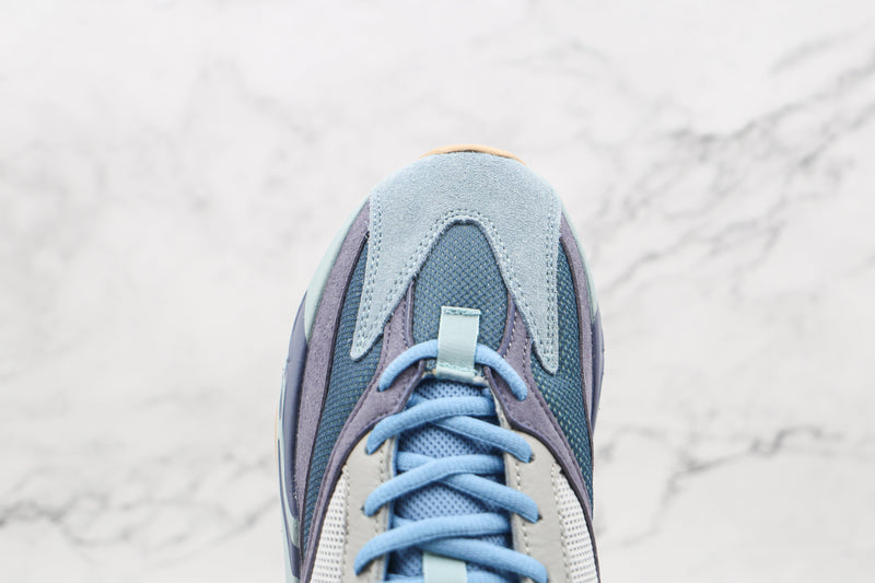 Boost 700 Carbon Blue