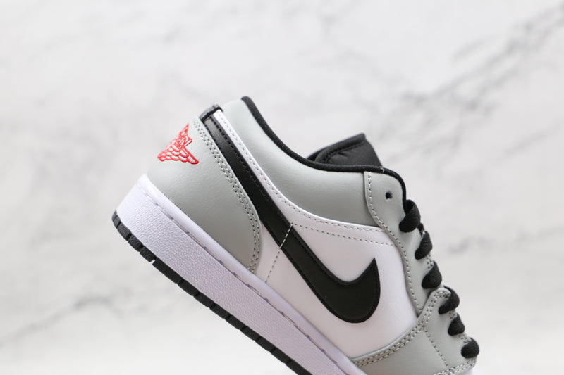 1 Low Light Smoke Grey