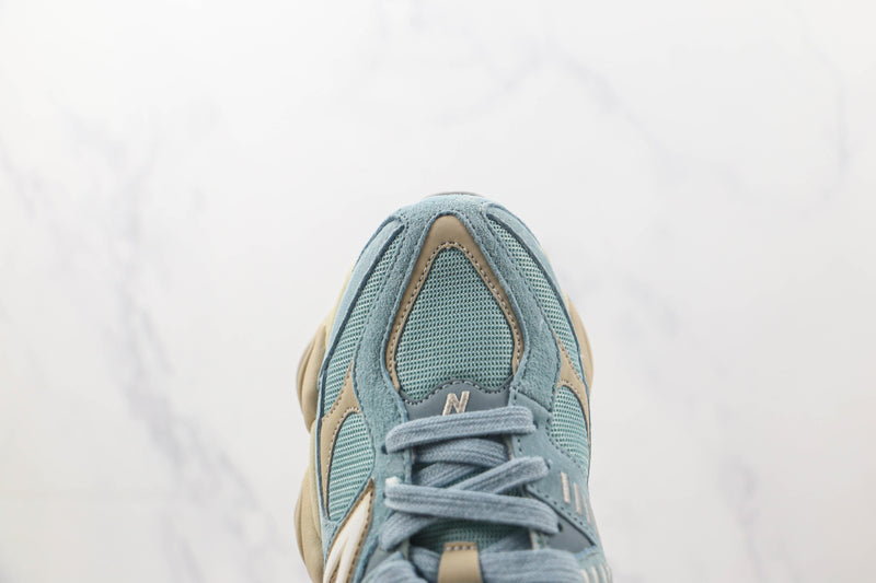 Balance 9060 Blue Hazer