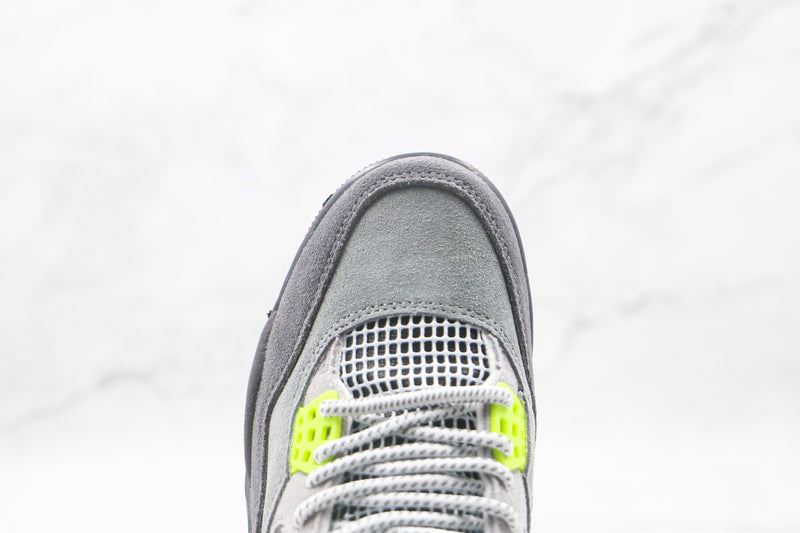 4 Retro SE 95 Neon