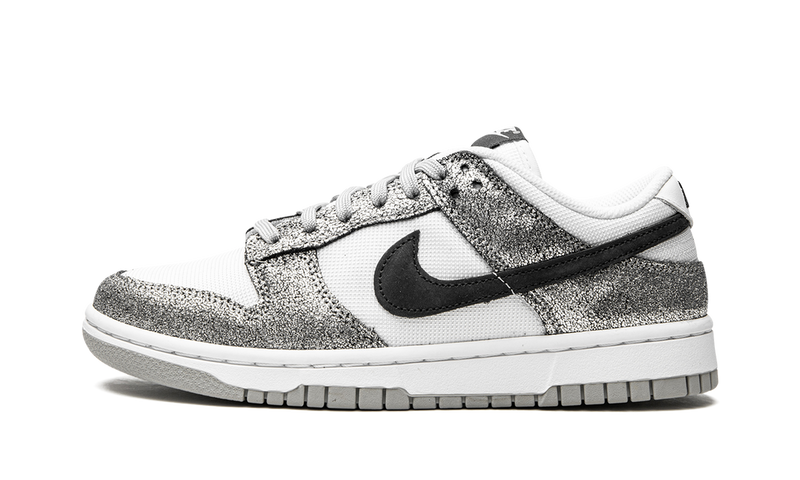Dunk Low Golden Gals