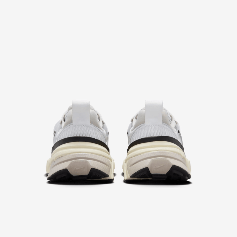 V2K Run Summit White Metallic Silver