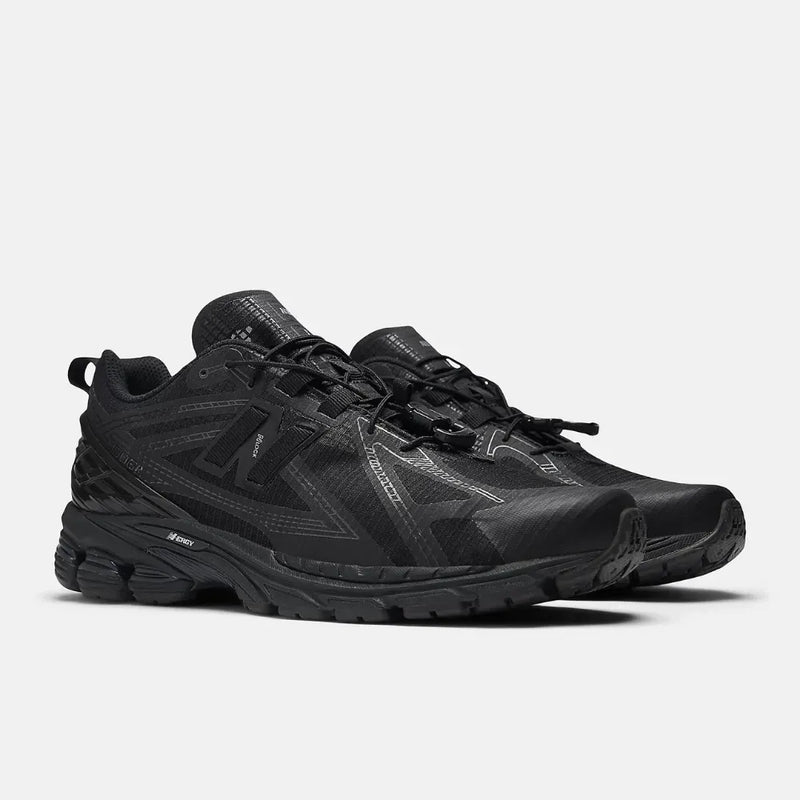 Balance 1906R Black Dark Silver Metallic Cement
