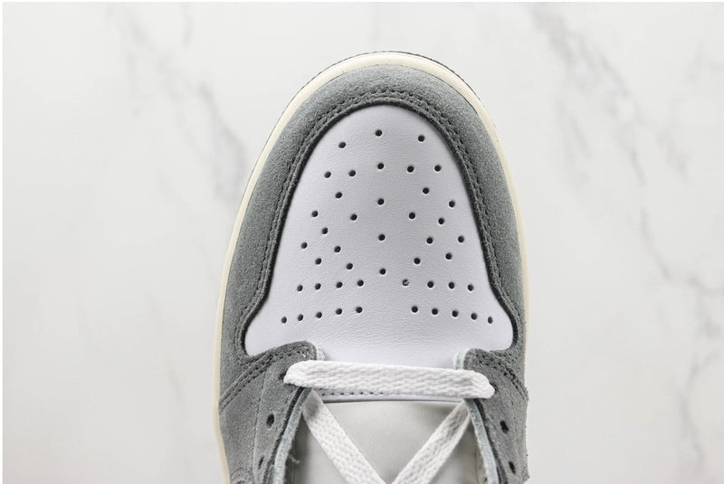 1 Retro High Washed Black