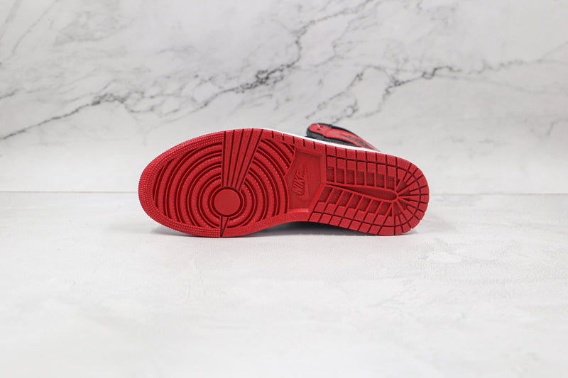 1 Retro High OG Bred Patent