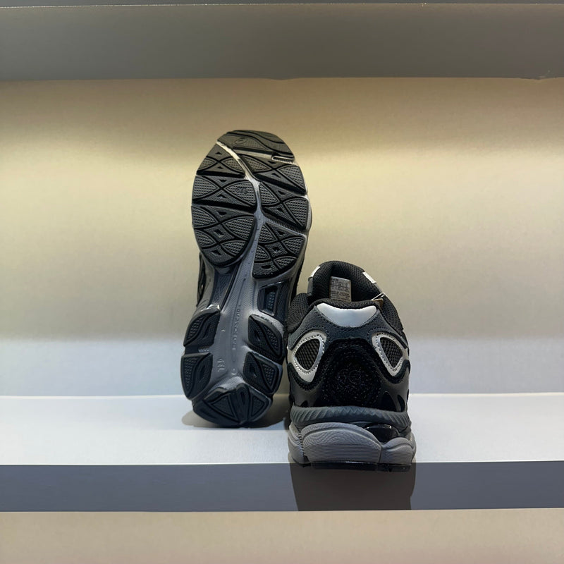 Gel-NYC Graphite Grey Black (Pronta Entrega)
