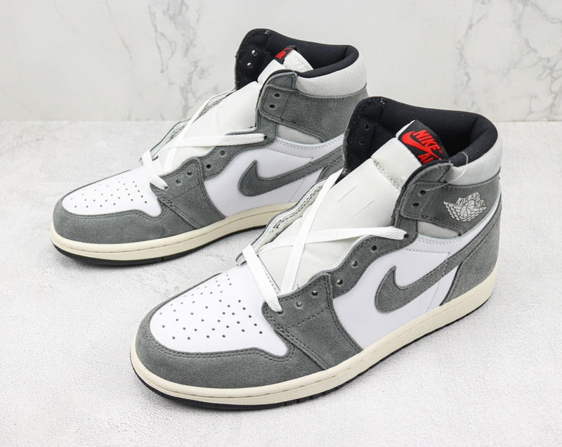 1 Retro High Washed Black