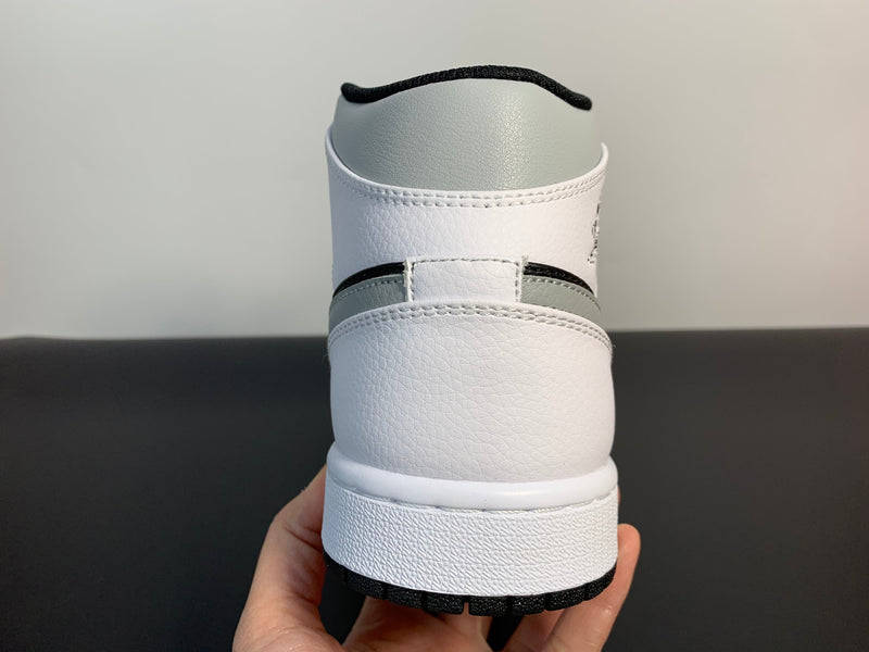1 Mid White Shadow